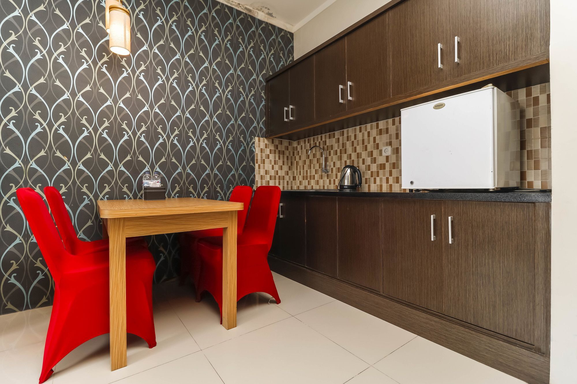 Reddoorz Plus Near Pantai Losari Makassar Dış mekan fotoğraf